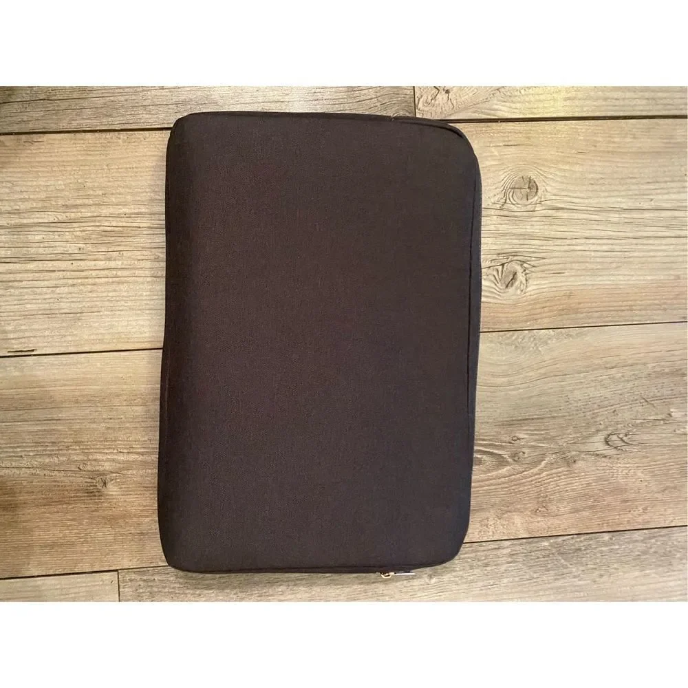 Speck Laptop Case New Without Tags - Charcoal & Rose Gold Hardware